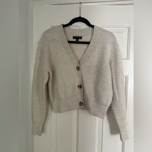 ASOS New Look Cardigan. Slightly cropped. Off white. Size S.